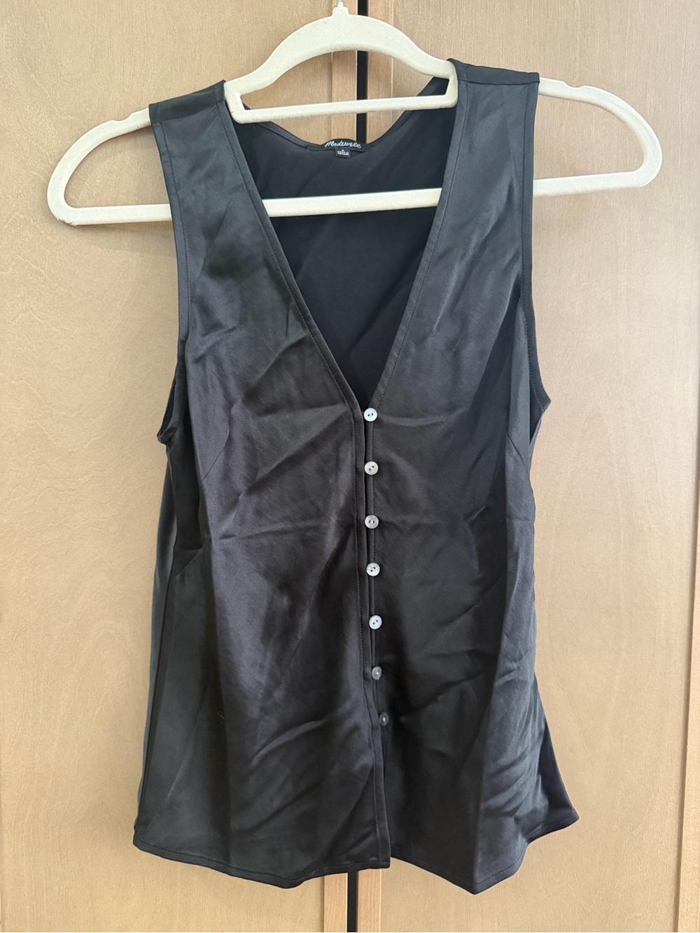 Madewell Black Button-Front Sleeveless V-Neck Camisole